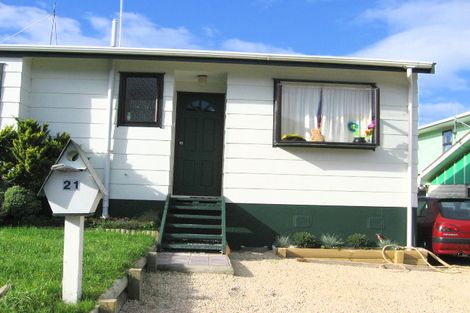 Photo of property in 21 Buxton Avenue, Karori, Wellington, 6012