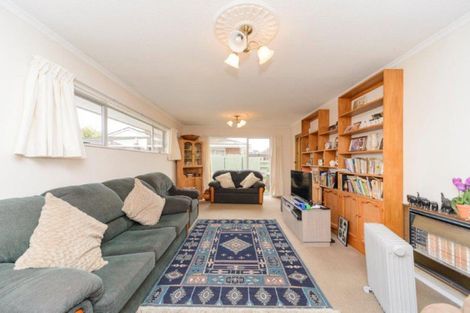 Photo of property in 11a Woodfield Avenue, Roslyn, Palmerston North, 4414