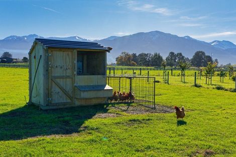 Photo of property in 12 Te Ao Wharepapa Lane, Peketa, Kaikoura, 7373