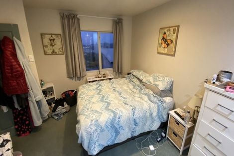 Photo of property in 37u2 Mills Road, Brooklyn, Wellington, 6021