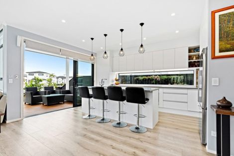 Photo of property in 52 Kano Way, Hobsonville, Auckland, 0616