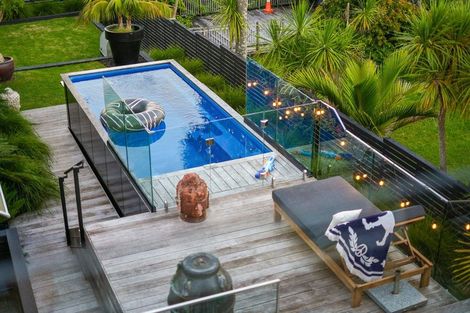 Photo of property in 31 Church Street, Northcote Point, Auckland, 0627