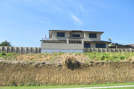 Photo of property in 218 Heta Road, Merrilands, New Plymouth, 4312
