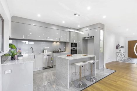 Photo of property in 114b Everglade Drive, Totara Heights, Auckland, 2105