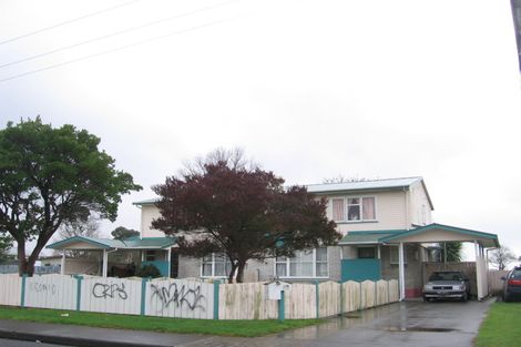 Photo of property in 418-420 Lowe Street, Camberley, Hastings, 4120