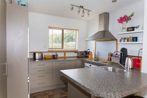 Photo of property in 13 Maclaurin Street, Dannevirke, 4930