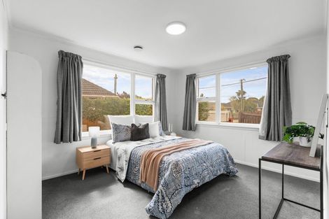 Photo of property in 11 Palmside Street, Somerfield, Christchurch, 8024