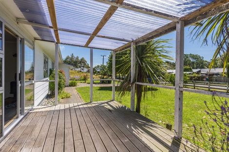 Photo of property in 2 Tieko Street, Otaihanga, Paraparaumu, 5036