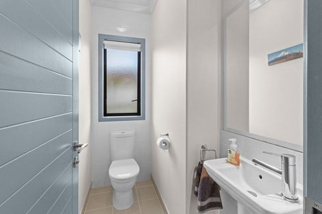 Photo of property in 48 Karamea Street, Whalers Gate, New Plymouth, 4310