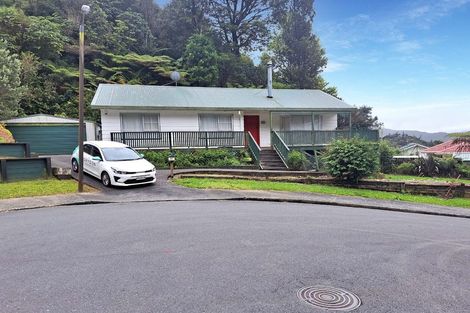 Photo of property in 56 Kowhai Street, Wainuiomata, Lower Hutt, 5014
