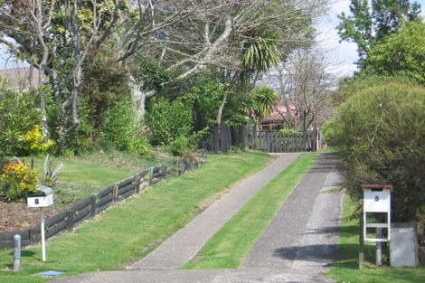 Photo of property in 5 Waitawa Place, Lynmore, Rotorua, 3010