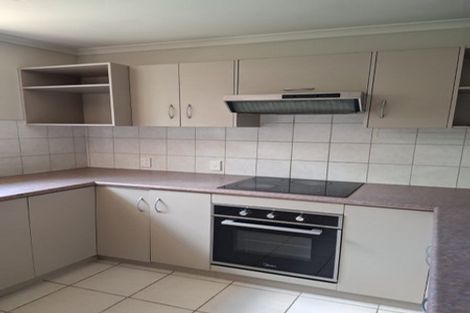 Photo of property in 41 Keri Vista Rise, Papakura, 2110