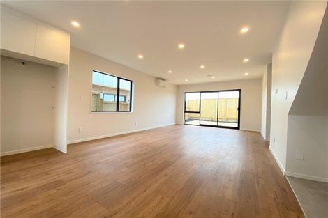 Photo of property in 14 Possum Lane, Hobsonville, Auckland, 0616