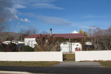 Photo of property in 96b Molyneux Avenue, Cromwell, 9310