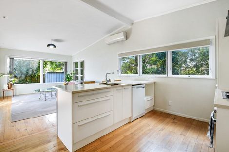 Photo of property in 609a Swanson Road, Swanson, Auckland, 0612