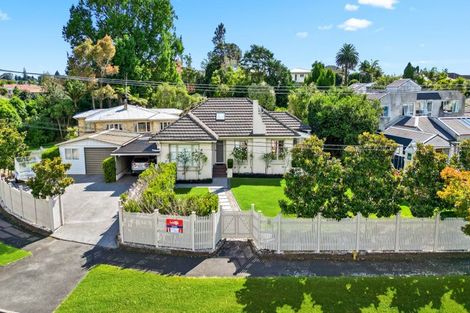 Photo of property in 31 Beerescourt Road, Beerescourt, Hamilton, 3200