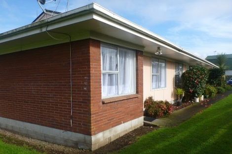 Photo of property in 3/18 Pratt Street, Papakura, 2110