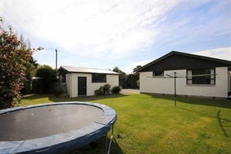 Photo of property in 39 Tintern Avenue, Avonhead, Christchurch, 8042