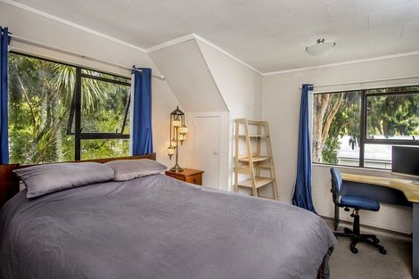 Photo of property in 94a Konini Road, Titirangi, Auckland, 0604