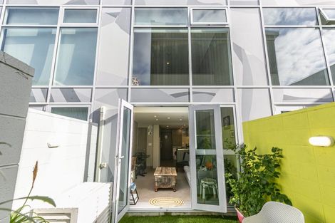 Photo of property in Canvas Apartments, 307u3 Willis Street, Te Aro, Wellington, 6011