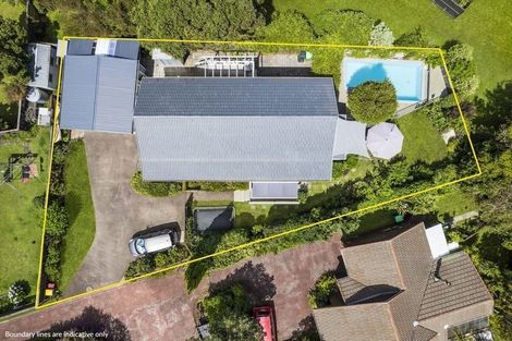 Photo of property in 8 Maygrove Drive, Orewa, 0931