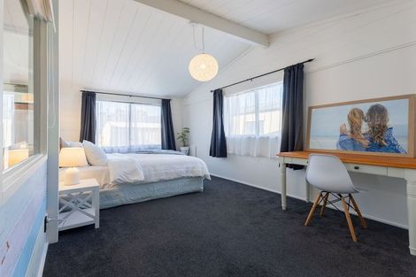 Photo of property in 20 Olive Terrace, Paraparaumu Beach, Paraparaumu, 5032