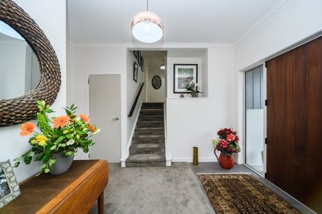 Photo of property in 33 Newcastle Street, Hokowhitu, Palmerston North, 4410
