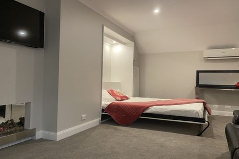 Photo of property in 29 Padnell Crescent, Paparangi, Wellington, 6037