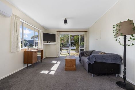 Photo of property in 5 Kanawa Street, Waikanae, 5036