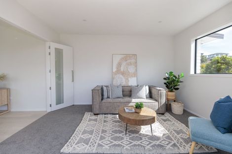 Photo of property in 24 Prestbury Grove, Churton Park, Wellington, 6037