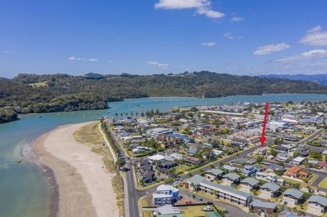 Photo of property in 8 Eyre Street, Whitianga, 3510