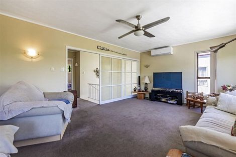 Photo of property in 59 Merriefield Avenue, Forrest Hill, Auckland, 0620