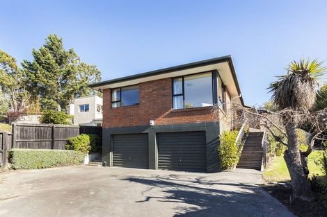 Photo of property in 127 Moncks Spur Road, Redcliffs, Christchurch, 8081