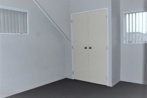 Photo of property in 10 Rewa Street, New Lynn, Auckland, 0600