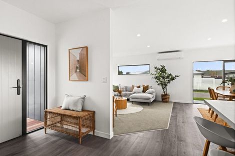 Photo of property in 24 George Yee Place, Taradale, Napier, 4112