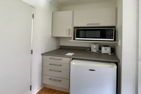 Photo of property in 2/54 May Street, Hamilton East, Hamilton, 3216