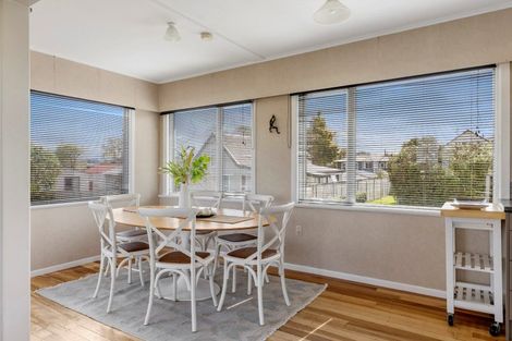 Photo of property in 208 Tamamutu Street, Taupo, 3330