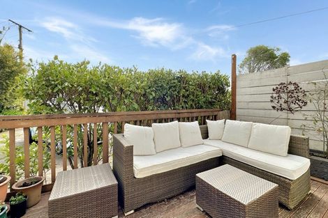 Photo of property in 40a/1 Woodglen Road, Glen Eden, Auckland, 0602
