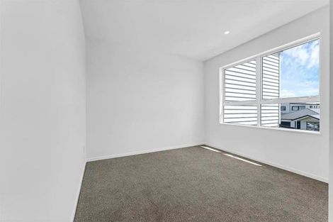 Photo of property in 17b Waka Ama Road, Karaka, 2113