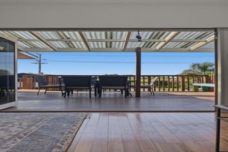 Photo of property in 476 Papamoa Beach Road, Papamoa Beach, Papamoa, 3118