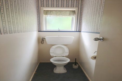 Photo of property in 37 Seon Place, Birkdale, Auckland, 0626