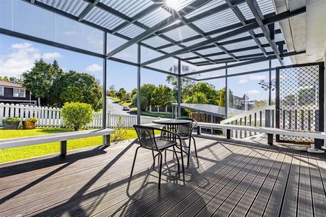 Photo of property in 3 Rehia Road, Massey, Auckland, 0614