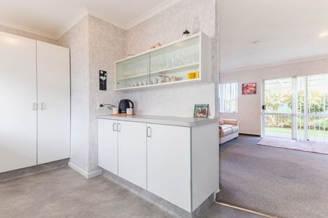 Photo of property in 9a Saxton Street, Levin, 5510