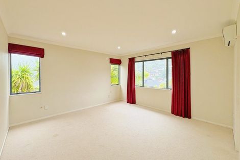 Photo of property in 56 San Marino Drive West, Henderson, Auckland, 0612