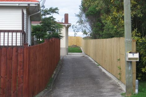 Photo of property in 9 Sheehan Road, Te Atatu South, Auckland, 0610