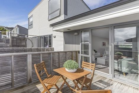 Photo of property in 17/31u Princess Terrace, Newtown, Wellington, 6021