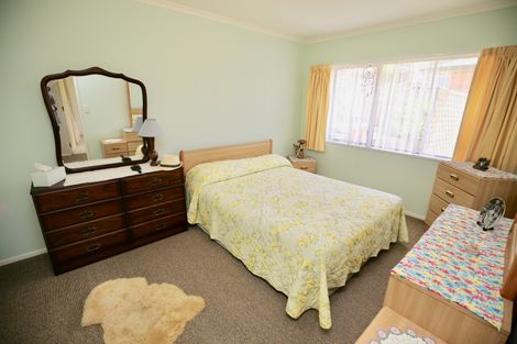 Photo of property in 2 Rata Avenue, Huntly, 3700