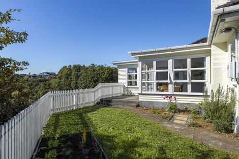 Photo of property in 8 Lynmouth Heights, Lynmouth, New Plymouth, 4310