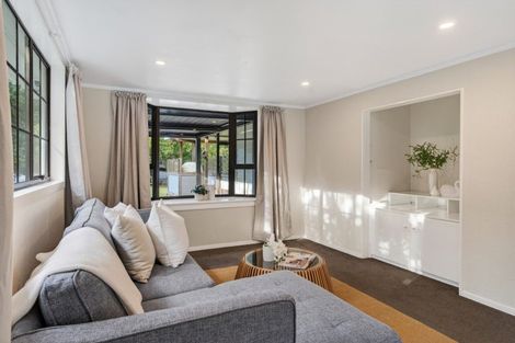 Photo of property in 2 Memorial Drive, Parahaki, Whangarei, 0112
