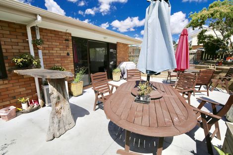 Photo of property in 2 Rata Avenue, Huntly, 3700